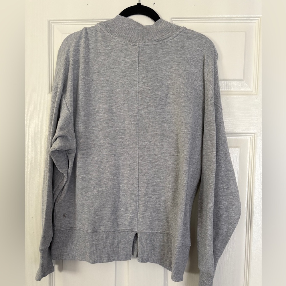 Athleta Light Gray Women's mock neck Sweater - Picture 6 of 7